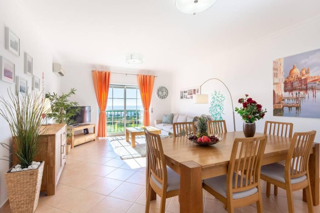 Lovely 2 Bedroom Apartment Including Pool, Stunning Ocean Views & Beach Closeby Luz Buitenkant foto