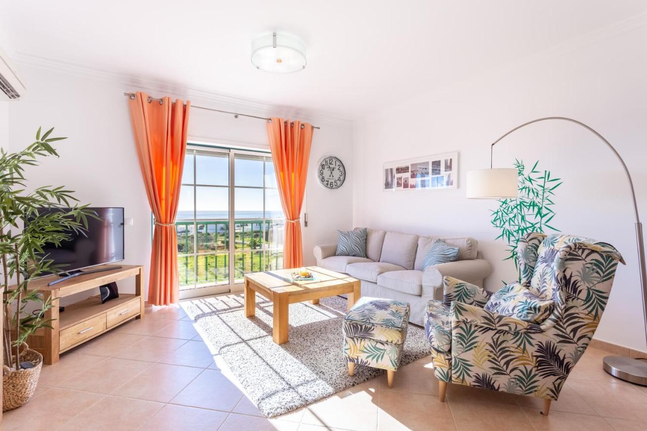 Lovely 2 Bedroom Apartment Including Pool, Stunning Ocean Views & Beach Closeby Luz Buitenkant foto