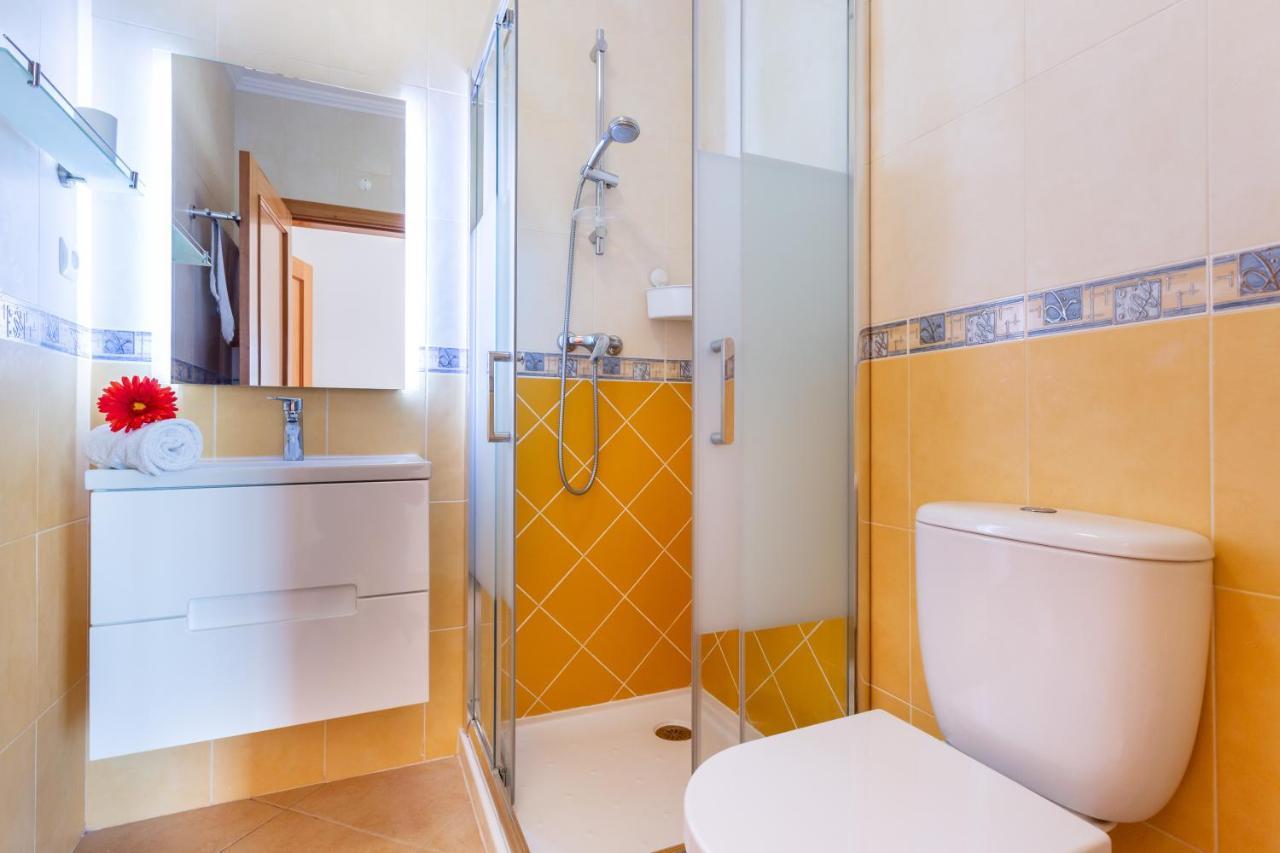 Lovely 2 Bedroom Apartment Including Pool, Stunning Ocean Views & Beach Closeby Luz Buitenkant foto